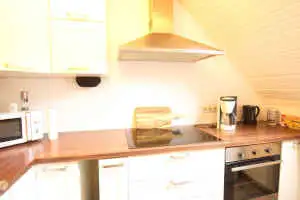 Ferienwohnung Kueche mit Ceranfeld